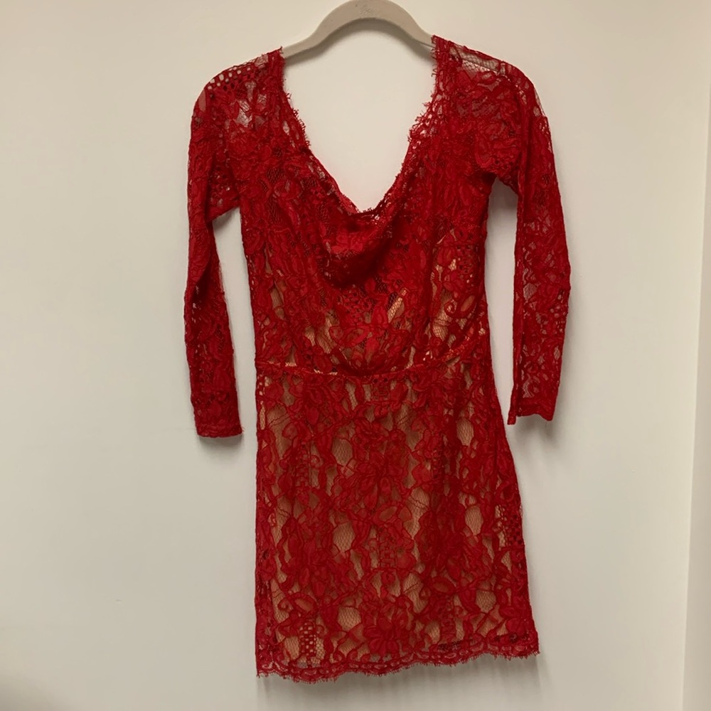 Tobi lace semi-formal dress